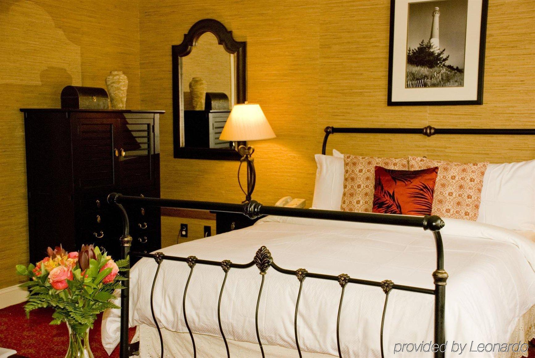 Southampton Inn Экстерьер фото